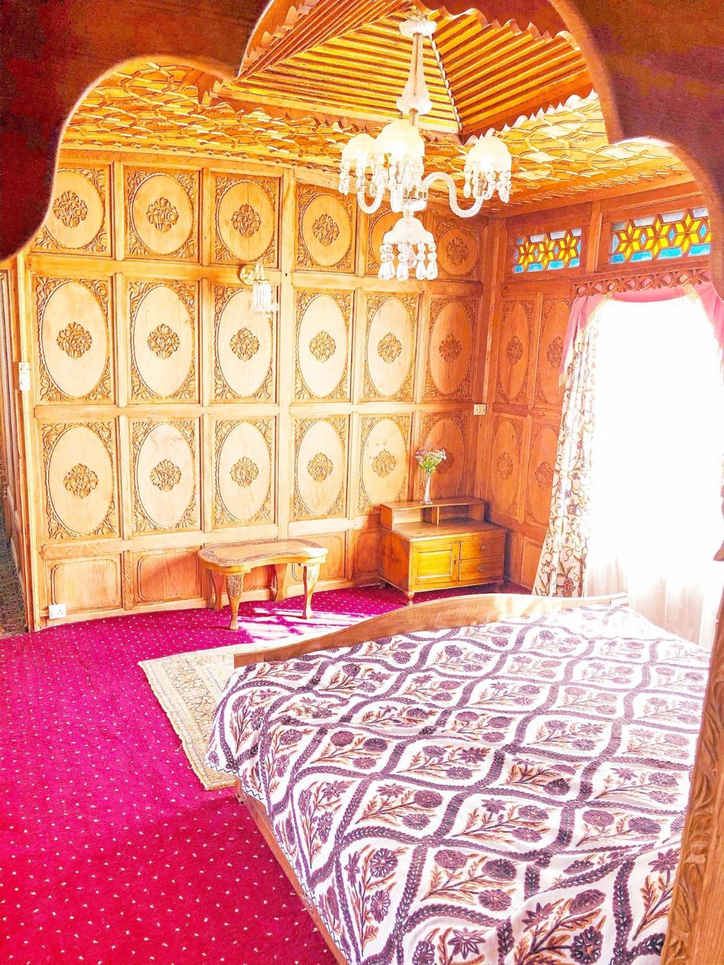 Mascot Houseboats Otel Srīnagar Dış mekan fotoğraf